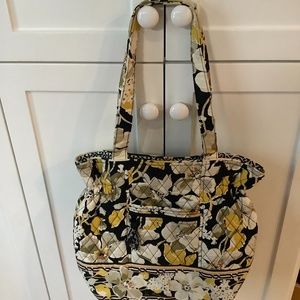Vera Bradley tote bag